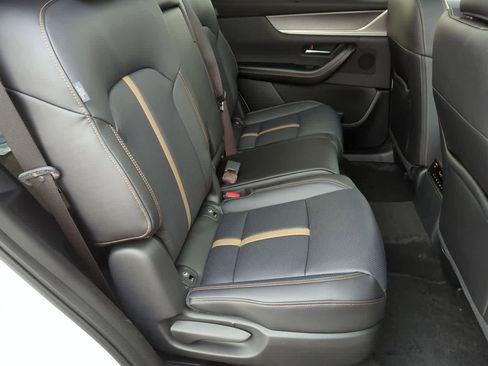 New 2025 MAZDA CX-70 3.3 Turbo S w/ Premium Package image 19