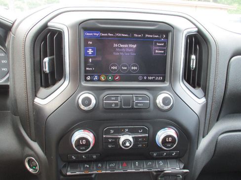 Used 2019 GMC Sierra 1500 AT4 w/ AT4 Premium Package AWD/4WD image 21