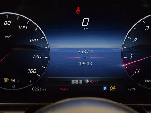 Certified 2024 Mercedes-Benz GLC 300 image 26