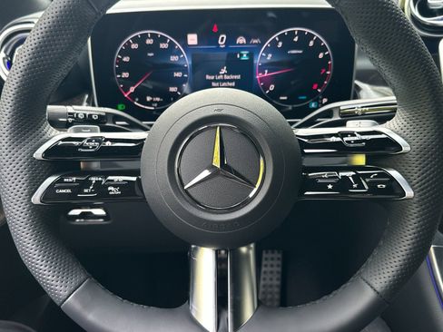 New 2026 Mercedes-Benz GLC 300 4MATIC image 23