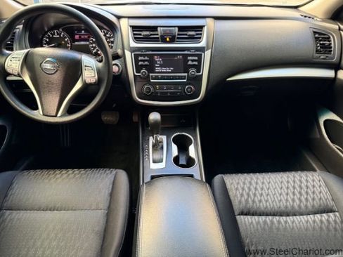 Used 2018 Nissan Altima 2.5 S w/ S Convenience Package image 10