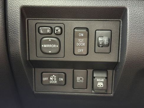 Used 2021 Toyota Tundra 1794 Edition AWD/4WD image 24
