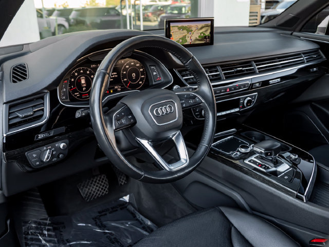 Used 2019 Audi Q7 3.0T Prestige AWD/4WD image 17
