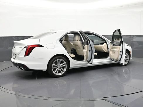 Used 2023 Cadillac CT4 Luxury w/ Sun And Sound Package AWD/4WD image 32