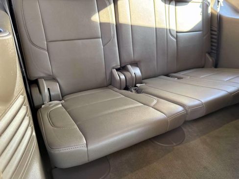 Used 2018 Chevrolet Tahoe LT image 13