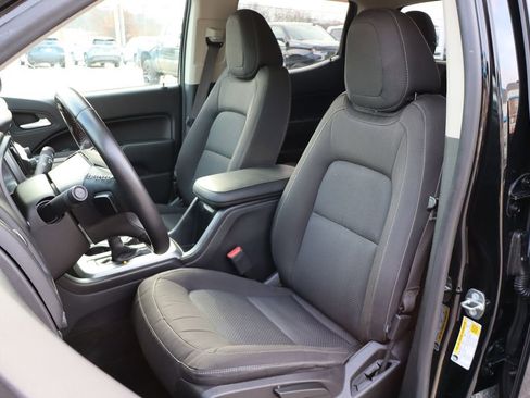 Used 2018 Chevrolet Colorado LT w/ LT Convenience Package image 12