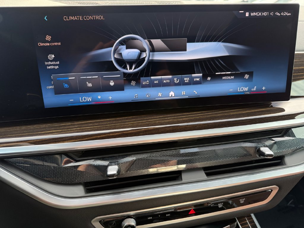 Used 2026 BMW X5 xDrive40i AWD/4WD image 24