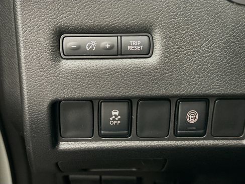 Used 2024 Nissan Murano SV w/ SV Midnight Edition Package AWD/4WD image 17