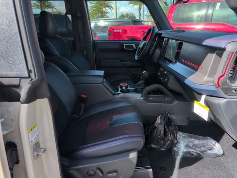 New 2025 Ford Bronco Raptor image 12