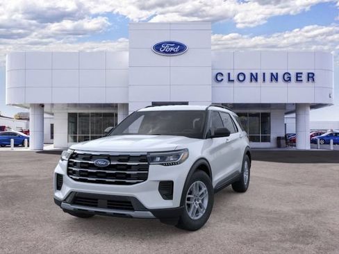 New 2026 Ford Explorer Active RWD image 2