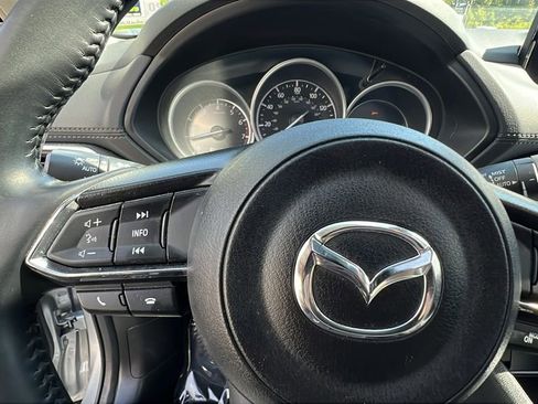 Used 2019 MAZDA CX-5 Touring image 28