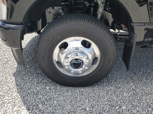 New 2026 Ford F350 Platinum image 6