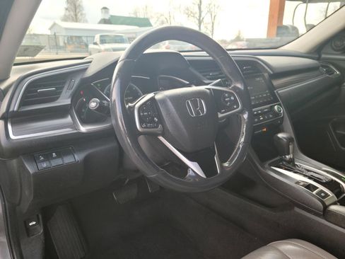 Used 2019 Honda Civic EX-L image 9