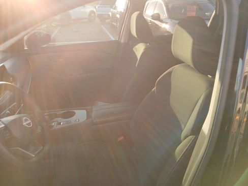 Certified 2025 Nissan Rogue S image 9