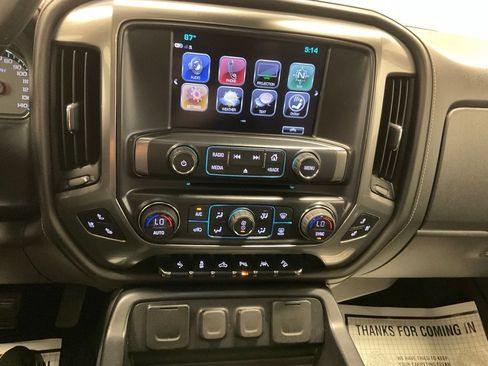 Used 2018 Chevrolet Silverado 1500 LTZ Z71 w/ LTZ Plus Package AWD/4WD image 7