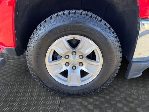 Used 2018 Chevrolet Silverado 1500 LT image 35