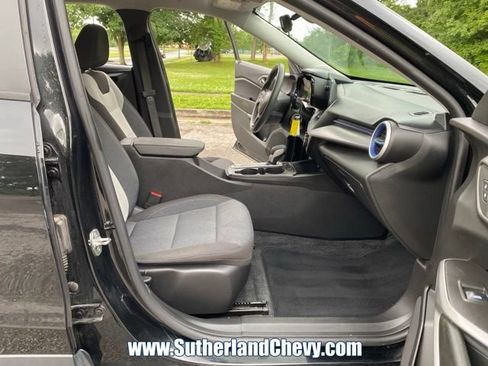 Used 2024 Chevrolet Trax LS FWD image 15