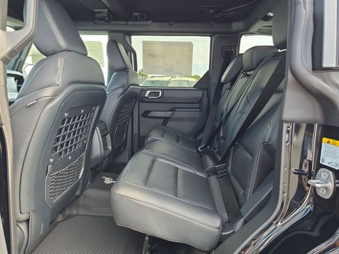 New 2025 Ford Bronco Badlands AWD/4WD image 12