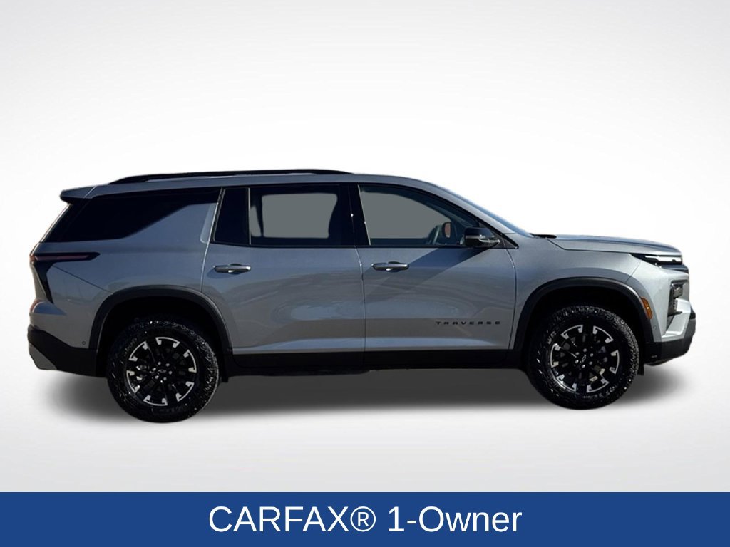 Used 2026 Chevrolet Traverse Z71 w/ Enhanced Driving Package AWD/4WD image 2