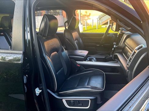 Used 2023 RAM 1500 Laramie RWD image 10