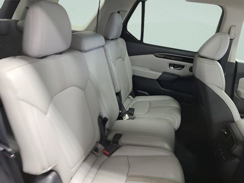 Used 2023 Honda Pilot Touring image 17