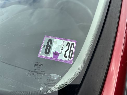 Used 2017 Ford Focus SEL w/ Cold Weather Package image 7