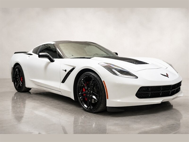 Used 2016 Chevrolet Corvette Stingray Coupe w/ 3LT Preferred Equipment Group RWD image 3
