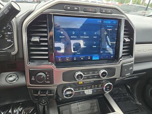 Used 2022 Ford F250 Platinum AWD/4WD image 9