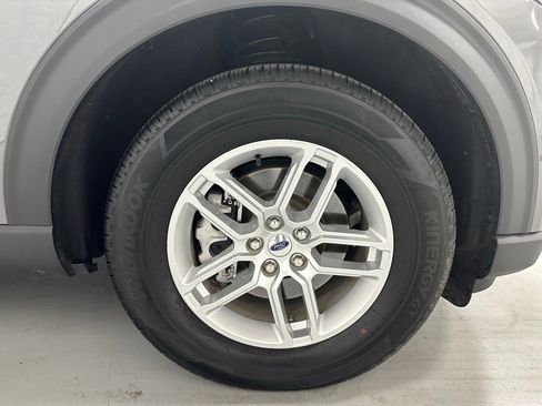 Used 2025 Ford Explorer Active image 59