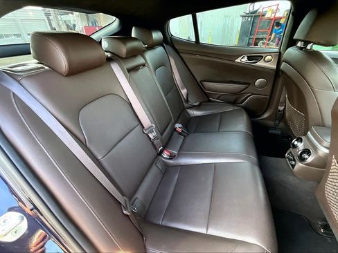 Used 2020 Kia Stinger GT image 21
