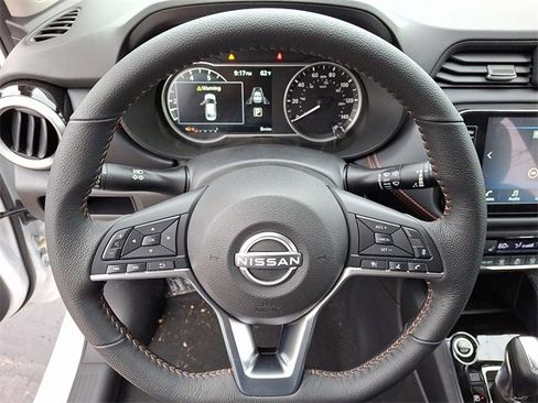 New 2025 Nissan Versa SR w/ Trunk Package image 8