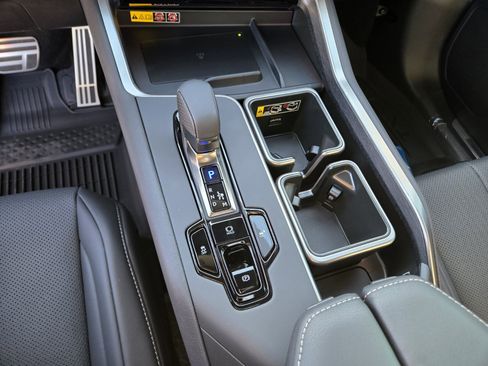 New 2026 Lexus TX 500h AWD image 11