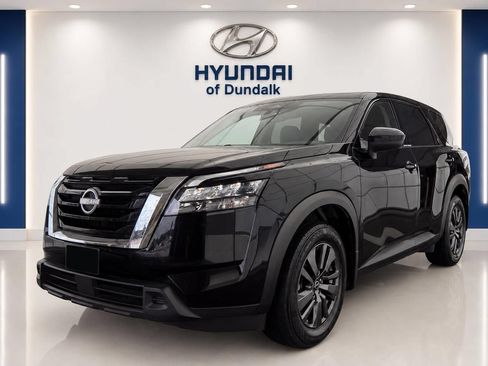 Used 2023 Nissan Pathfinder S FWD image 3