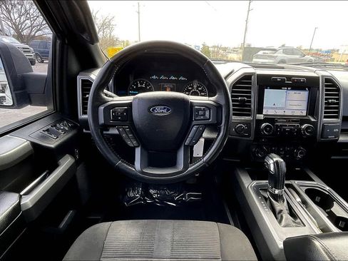 Used 2017 Ford F150 XLT w/ Equipment Group 302A Luxury image 5