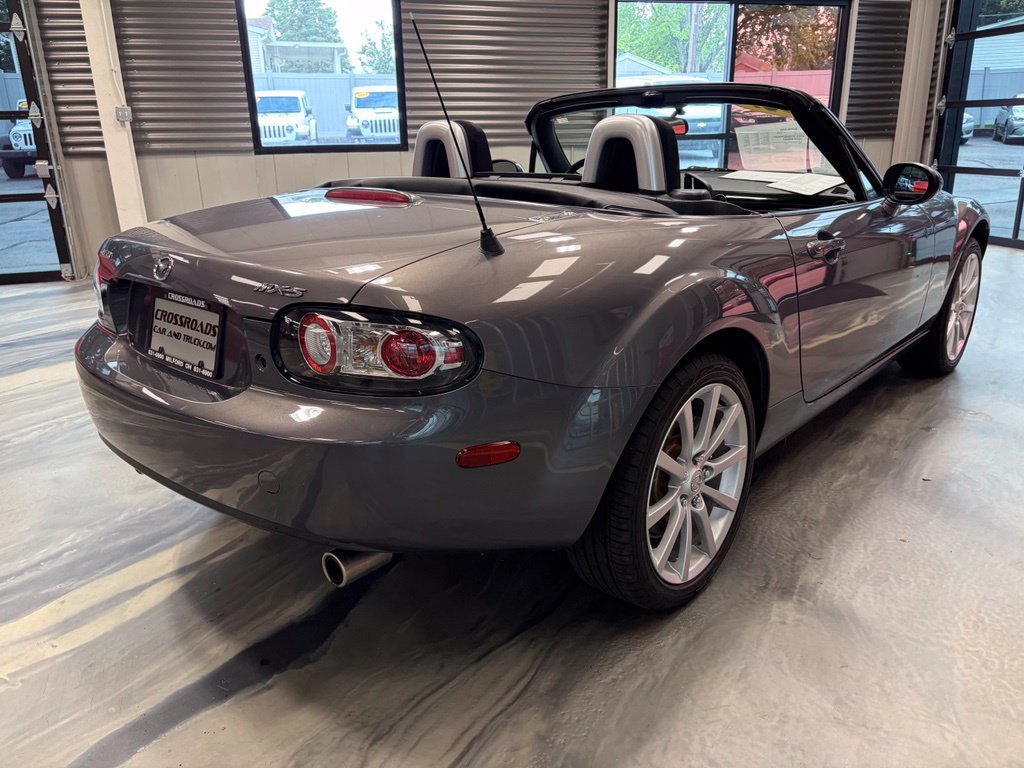 Used 2007 MAZDA MX-5 Miata Touring RWD image 23