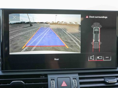 Used 2023 Audi Q5 2.0T Premium w/ Convenience Package image 36