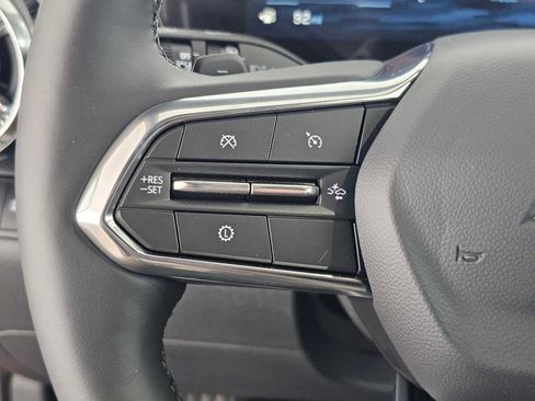 New 2026 Chevrolet Equinox LT w/ Midnight Edition FWD image 27