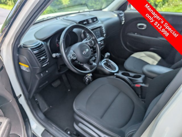 Used 2019 Kia Soul + FWD image 12