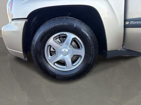 Used 2004 Chevrolet TrailBlazer LS w/ LS Preferred Equipment Group RWD image 23