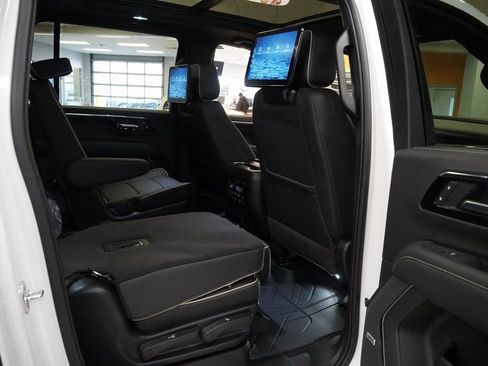 New 2025 Chevrolet Suburban Premier AWD/4WD image 49