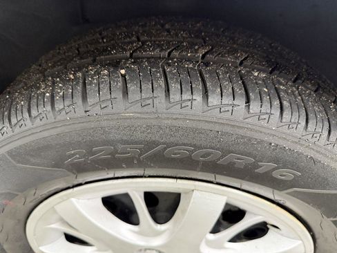 Used 2003 Chevrolet Impala Sedan w/ Preferred Equipment Group FWD image 41