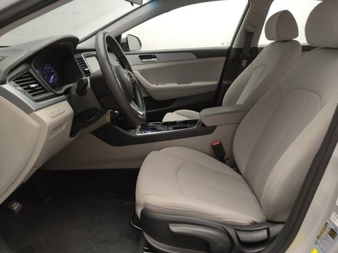 Used 2018 Hyundai Sonata ECO image 17