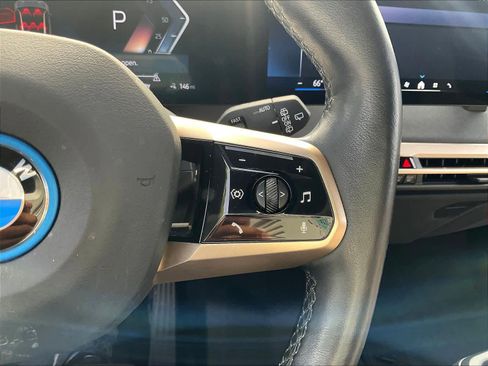 Used 2024 BMW iX xDrive50 w/ Sport Package image 19