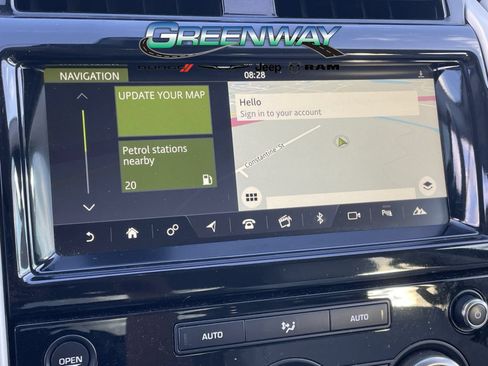 Used 2018 Land Rover Discovery HSE AWD/4WD image 23