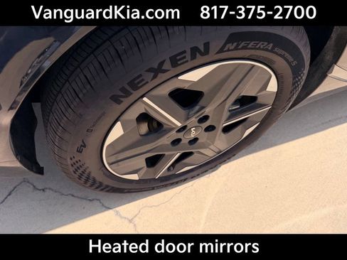 Used 2025 Kia EV6 Wind RWD image 10
