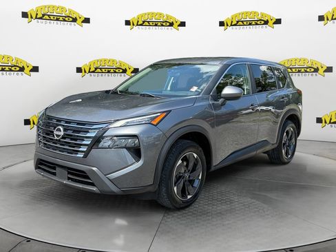 Used 2024 Nissan Rogue SV AWD/4WD image 1