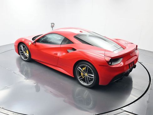 Used 2018 Ferrari 488 GTB RWD image 36