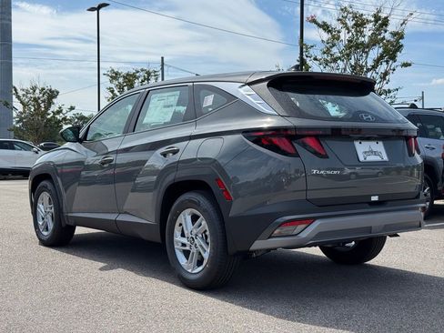 Used 2026 Hyundai Tucson SE image 9