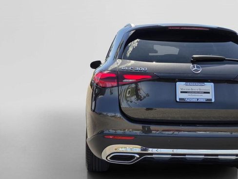 Certified 2023 Mercedes-Benz GLC 300 image 11