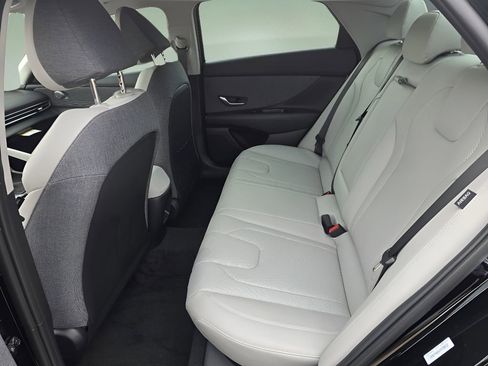 New 2026 Hyundai Elantra Limited image 13